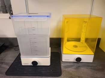 picture of alcohol bath and curing station